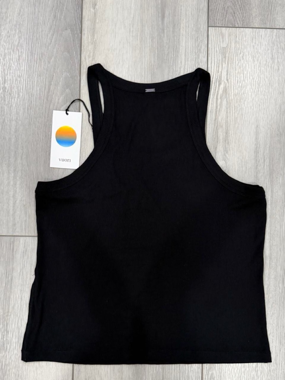 Vuori Cove Layered Tank in Black. *NWT* - Picture 2 of 5